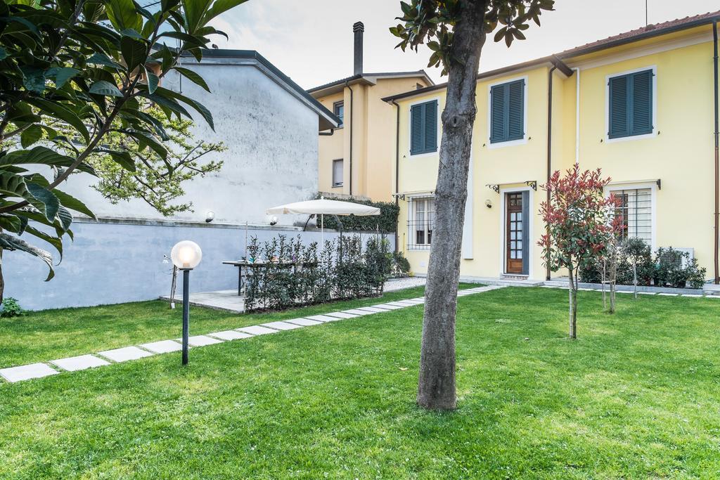 Villa Zibaldone, Vivi Il Giardino In Citta! Lucca Luaran gambar